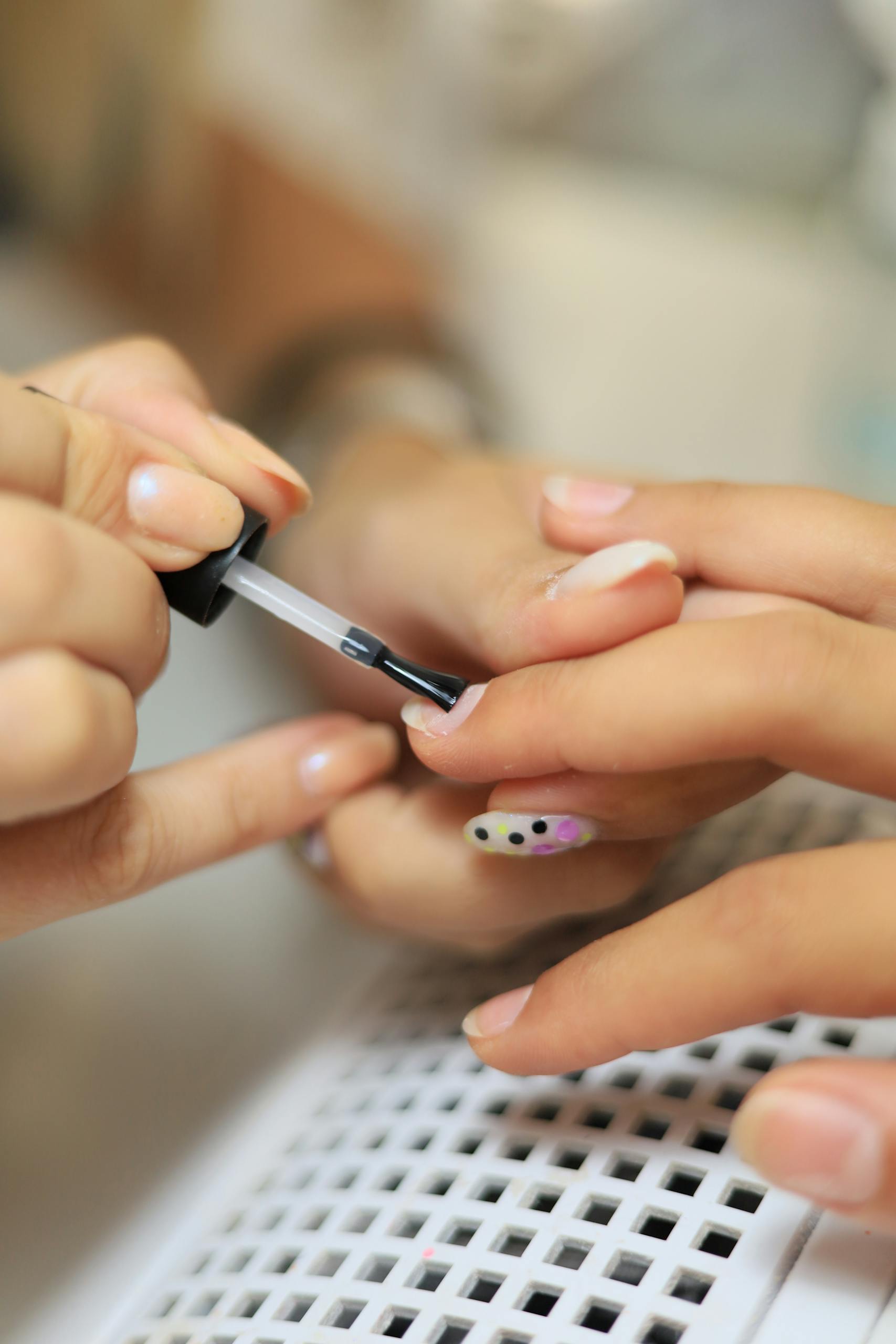 Học Nail cơ bản miễn phí